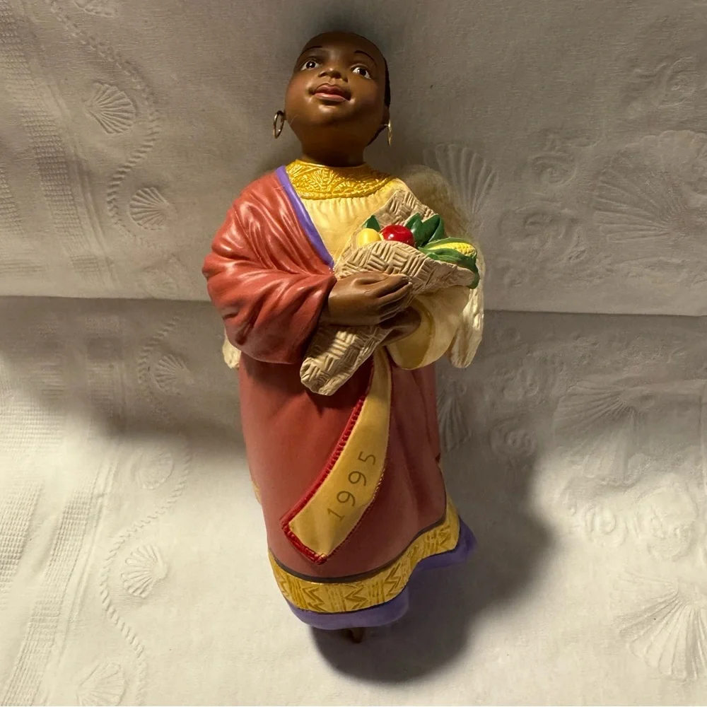 Set of 4‎ Hallmark ornaments